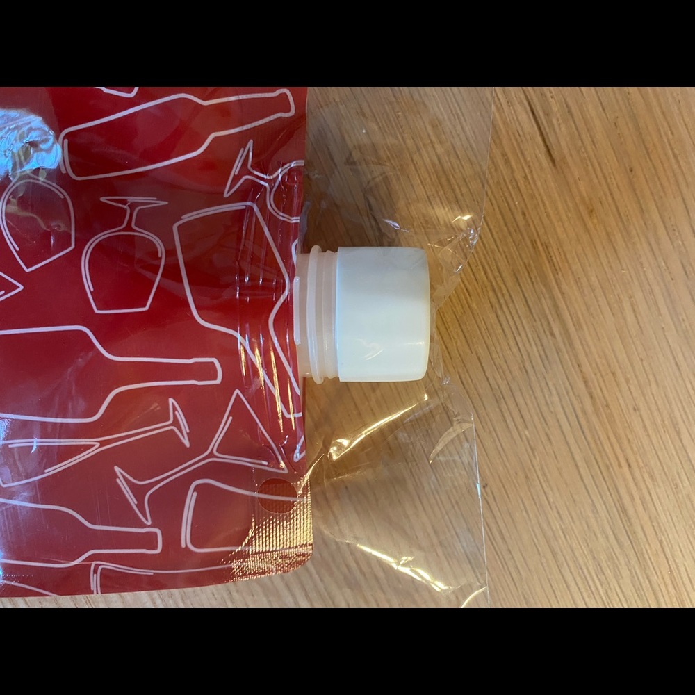 New - Wine Bag/Container - Picture 3 of 4